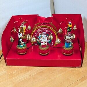 Vintage 1994 Mr. Christmas Looney Tunes Marching Band Musical Bells Bugs Bunny